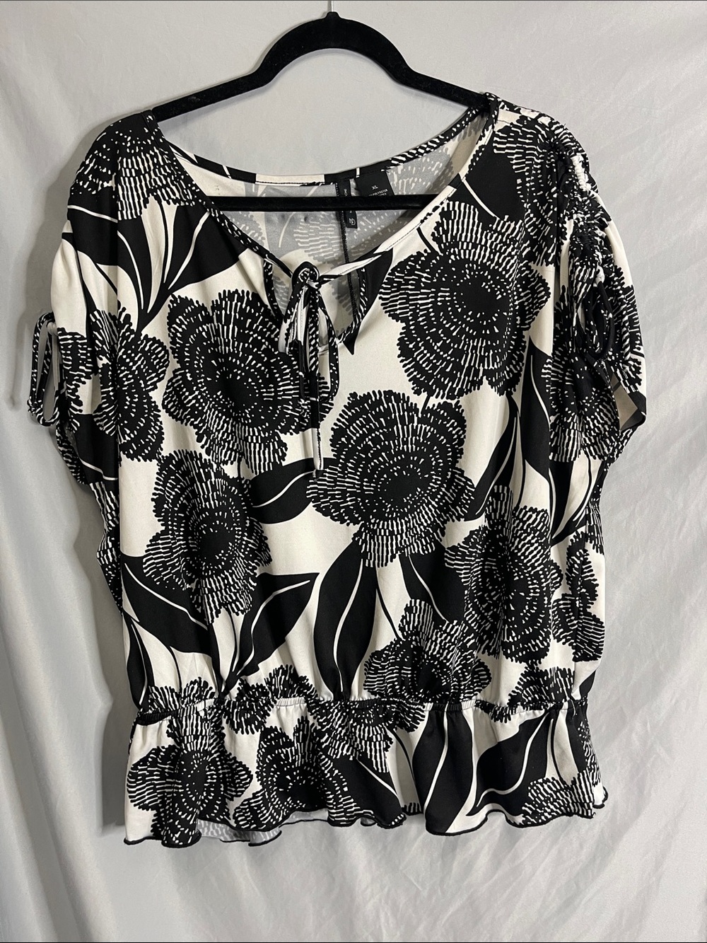 new directions Black and White Floral Tie-Neck Blouse